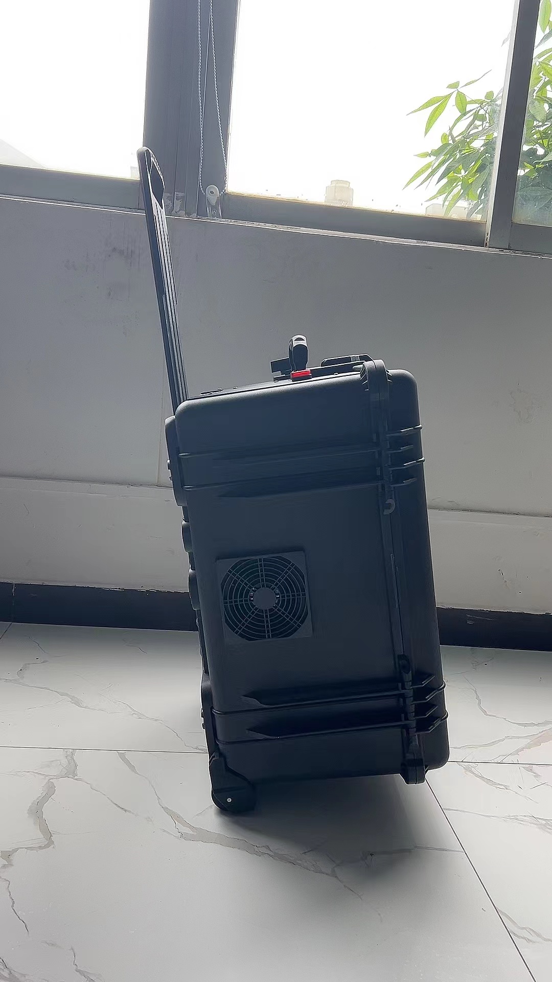 绥江手拉箱型移动通信干扰器